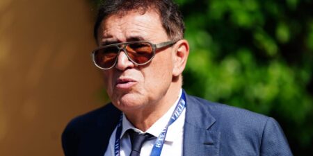 Economist Nouriel Roubini calls Bitcoin illegitimate and warns of financial system risks