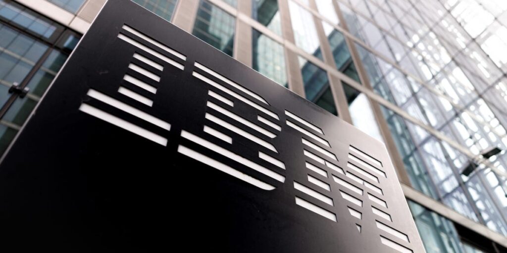 IBM shares decline following Anthropic artificial intelligence announcement