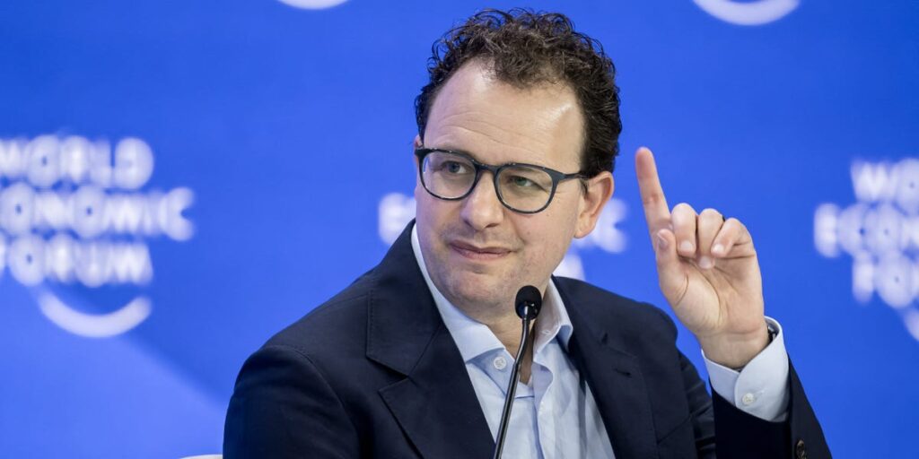 Anthropic AI developments contribute to billions in tech stock losses