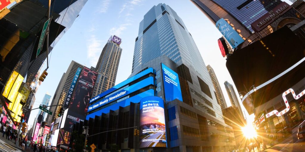 Morgan Stanley executive states artificial intelligence will not eliminate white-collar jobs as widely anticipated